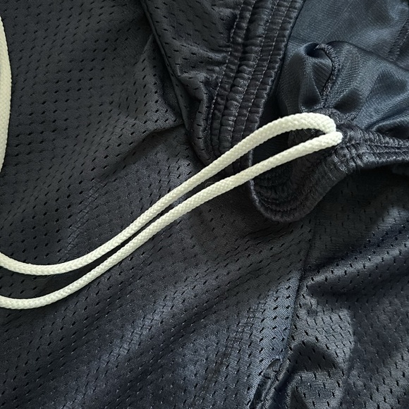 Champion Navy Blue Shorts XL - Picture 4 of 5